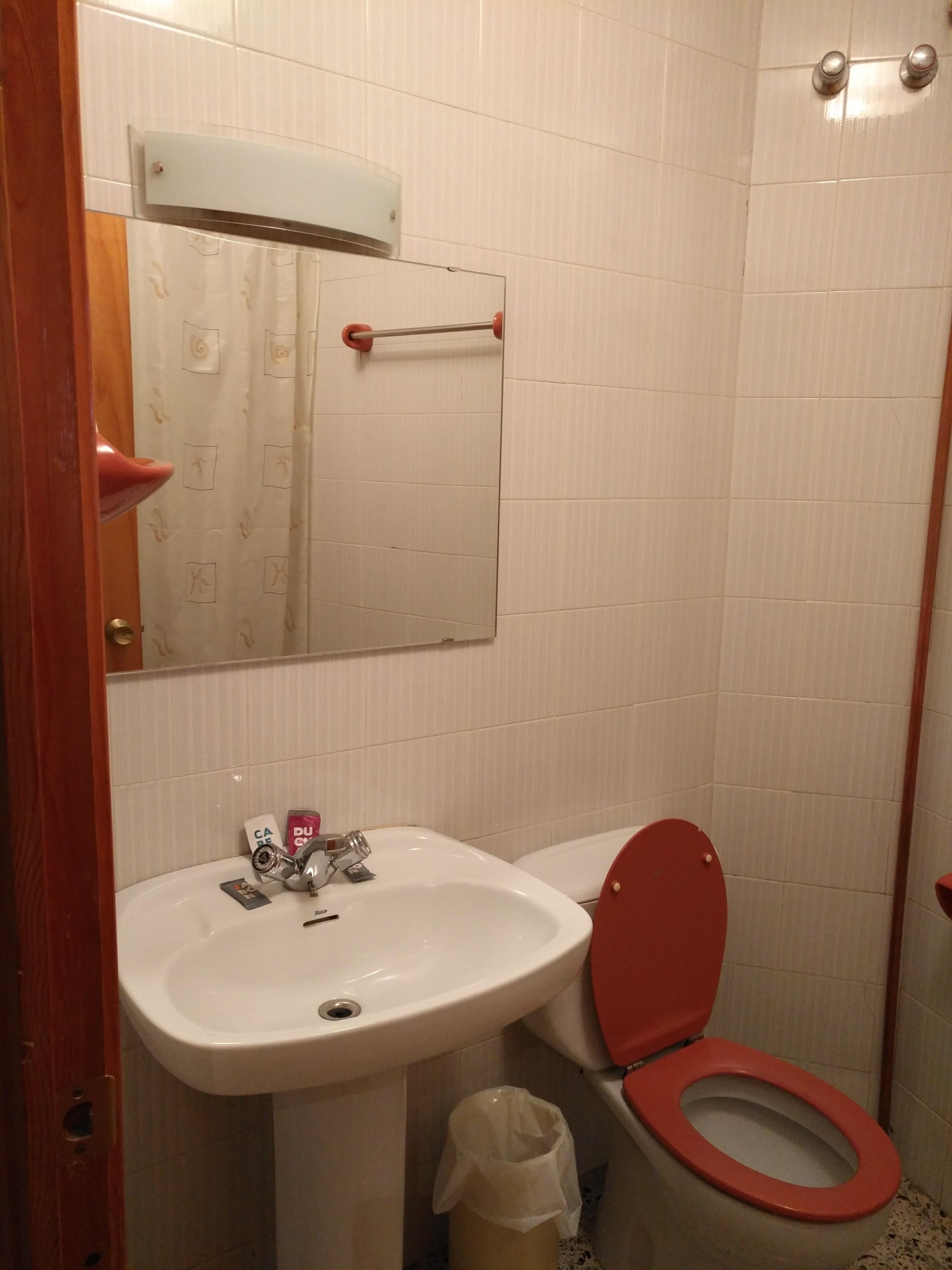 Hostal Porta De Nuria Ribes De Freser Exterior photo