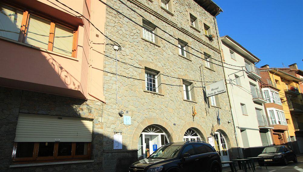 Hostal Porta De Nuria Ribes De Freser Exterior photo