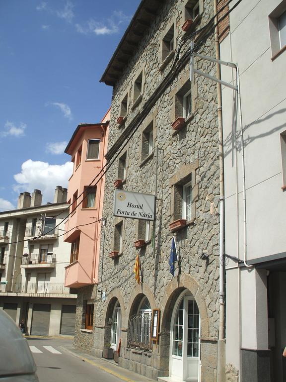 Hostal Porta De Nuria Ribes De Freser Exterior photo
